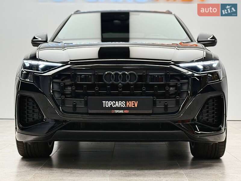 Позашляховик / Кросовер Audi Q8 2025 в Києві