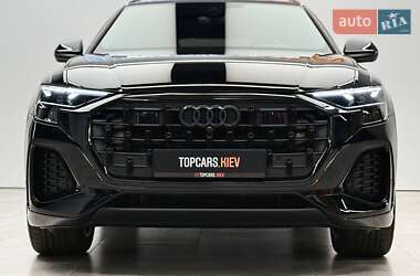 Внедорожник / Кроссовер Audi Q8 2025 в 