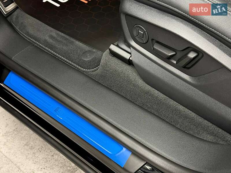 Позашляховик / Кросовер Audi Q8 2025 в Києві