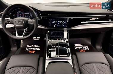 Внедорожник / Кроссовер Audi Q8 2025 в 
