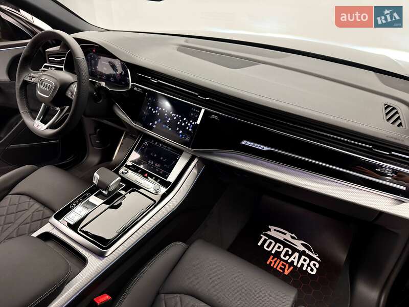 Позашляховик / Кросовер Audi Q8 2025 в Києві