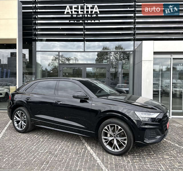 Audi Q8 2021
