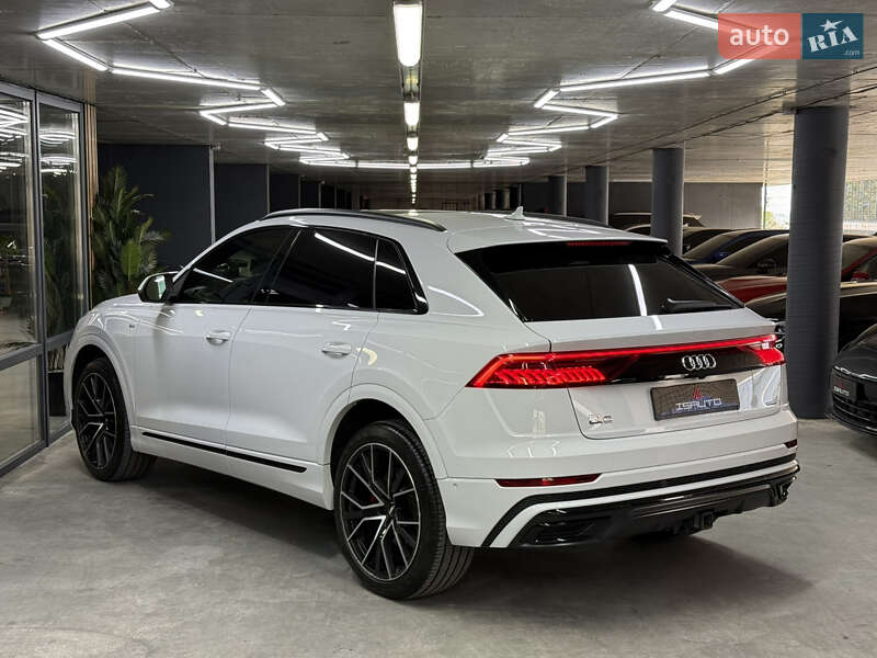 Позашляховик / Кросовер Audi Q8 2018 в Одесі фото 10 Позашляховик / Кросовер Audi Q8 2018 в Одесі