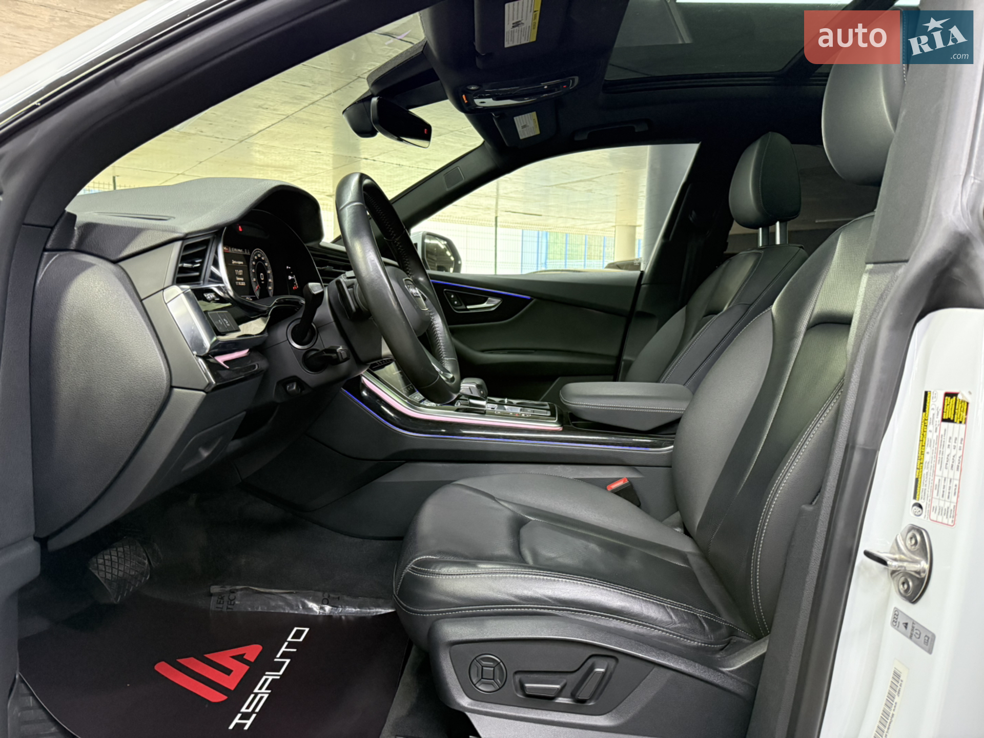 2018 Audi Q8 - мініатюра 21