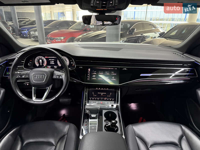 Позашляховик / Кросовер Audi Q8 2018 в Одесі фото 25 Позашляховик / Кросовер Audi Q8 2018 в Одесі