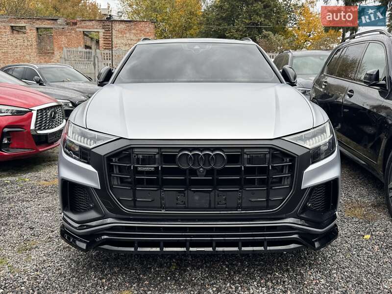 Внедорожник / Кроссовер Audi Q8 2019 в Тернополе