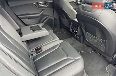 Позашляховик / Кросовер Audi Q8 2019 в 