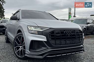 Позашляховик / Кросовер Audi Q8 2019 в 