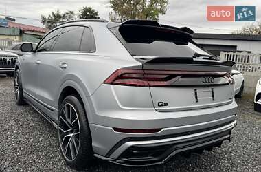 Позашляховик / Кросовер Audi Q8 2019 в 