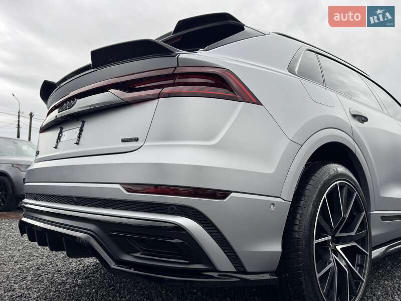 Внедорожник / Кроссовер Audi Q8 2019 в Тернополе