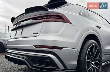 Позашляховик / Кросовер Audi Q8 2019 в 