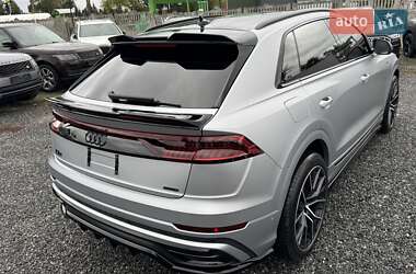 Позашляховик / Кросовер Audi Q8 2019 в 