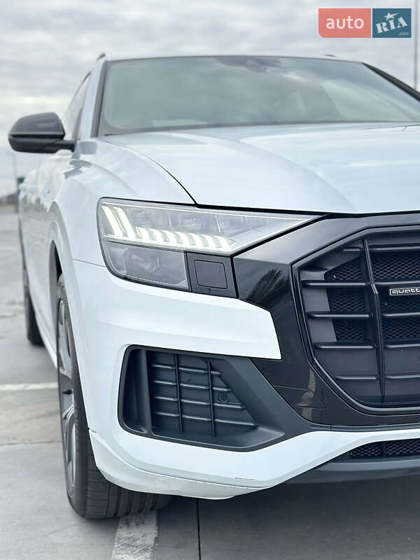 Позашляховик / Кросовер Audi Q8 2020 в Києві фото 13 Позашляховик / Кросовер Audi Q8 2020 в Києві