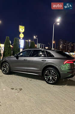 Позашляховик / Кросовер Audi Q8 2018 в  фото 10 Позашляховик / Кросовер Audi Q8 2018 в