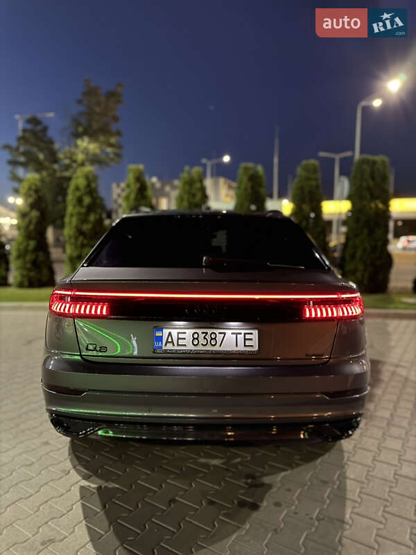 Позашляховик / Кросовер Audi Q8 2018 в Києві фото 14 Позашляховик / Кросовер Audi Q8 2018 в Києві