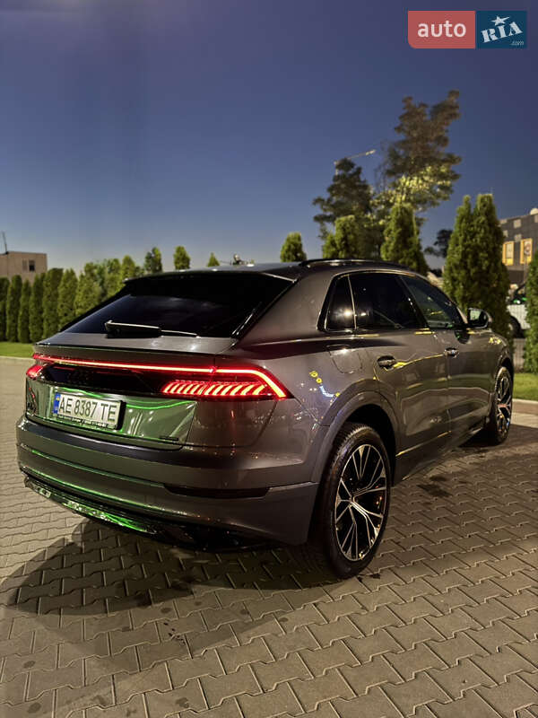 Позашляховик / Кросовер Audi Q8 2018 в Києві фото 16 Позашляховик / Кросовер Audi Q8 2018 в Києві