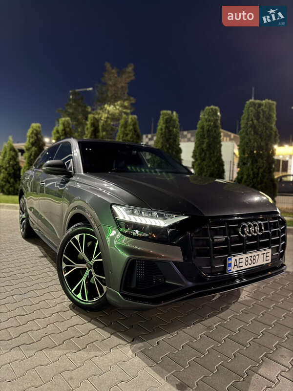 Позашляховик / Кросовер Audi Q8 2018 в Києві фото 23 Позашляховик / Кросовер Audi Q8 2018 в Києві