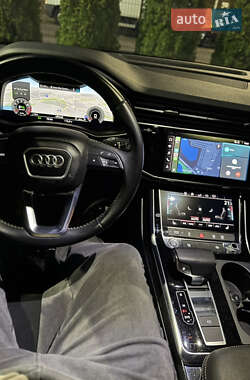 Позашляховик / Кросовер Audi Q8 2018 в  фото 27 Позашляховик / Кросовер Audi Q8 2018 в