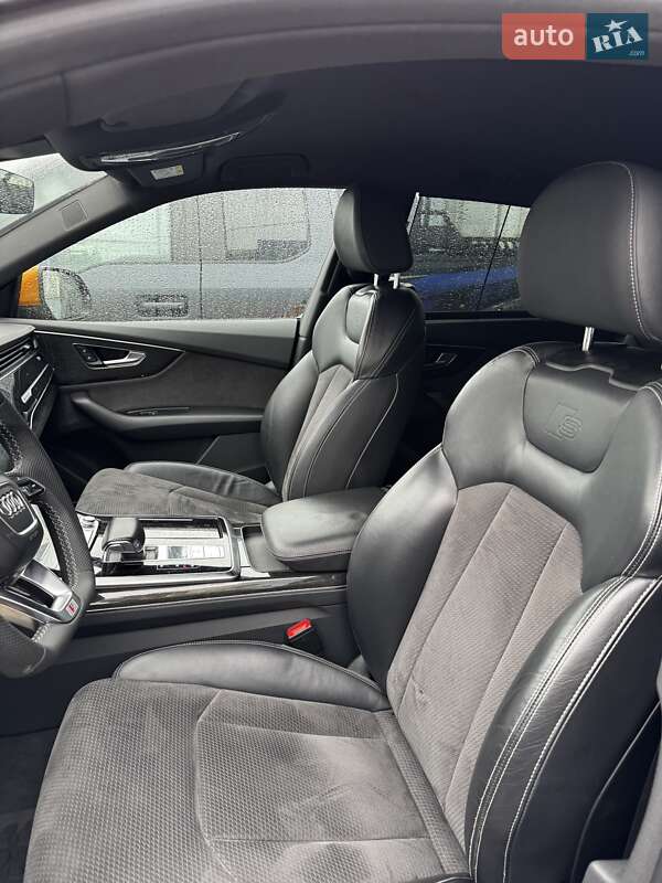 Внедорожник / Кроссовер Audi Q8 2018 в Львове