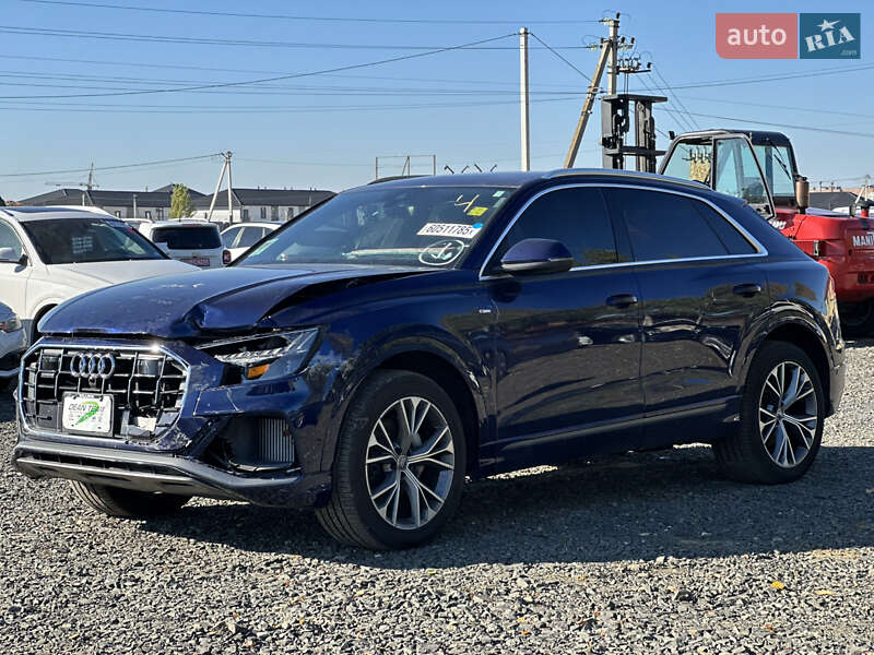 Внедорожник / Кроссовер Audi Q8 2020 в Луцке