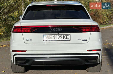 Внедорожник / Кроссовер Audi Q8 2018 в 