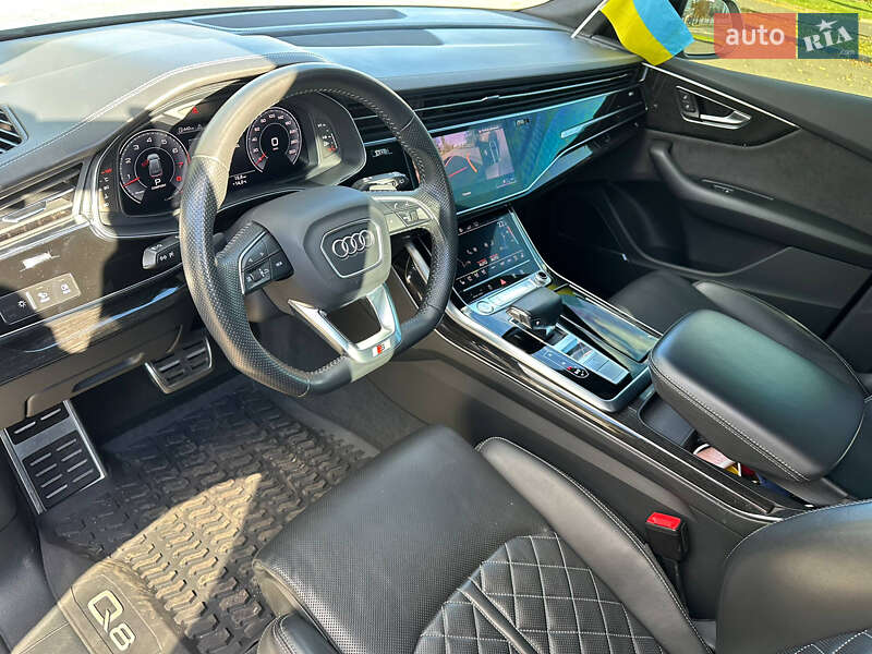 Внедорожник / Кроссовер Audi Q8 2018 в Кривом Роге