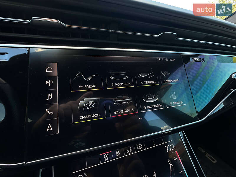 Внедорожник / Кроссовер Audi Q8 2018 в Кривом Роге