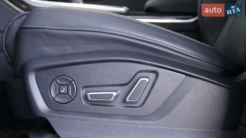 Позашляховик / Кросовер Audi Q8 2024 в Львові фото 50 Позашляховик / Кросовер Audi Q8 2024 в Львові