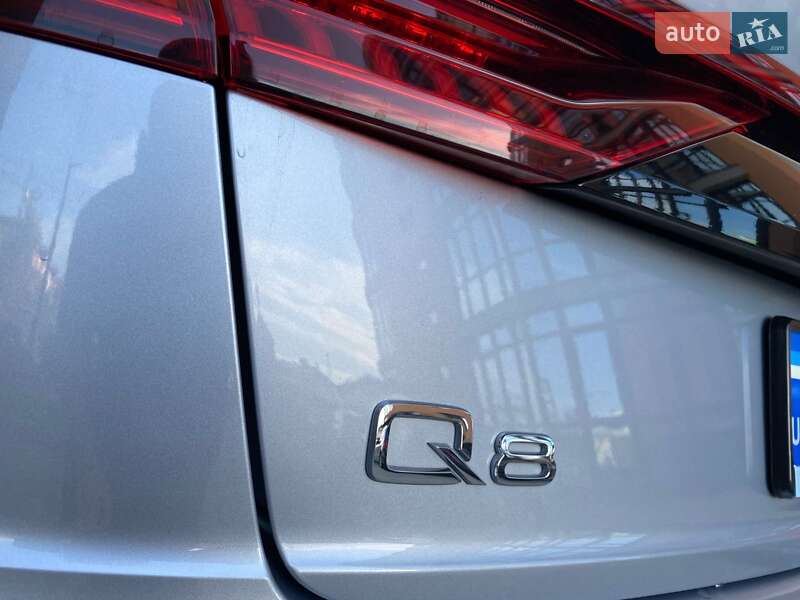 Внедорожник / Кроссовер Audi Q8 2020 в Ивано-Франковске фото 28 Внедорожник / Кроссовер Audi Q8 2020 в Ивано-Франковске