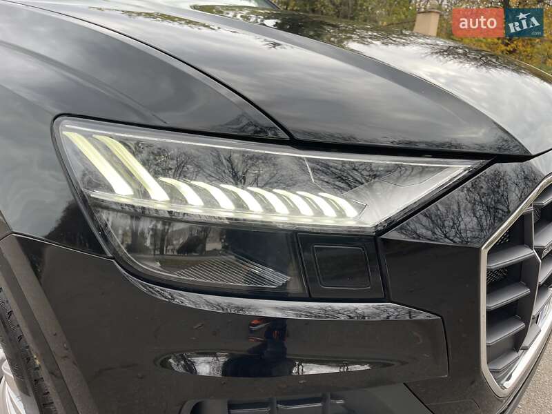 Позашляховик / Кросовер Audi Q8 2020 в Києві фото 18 Позашляховик / Кросовер Audi Q8 2020 в Києві