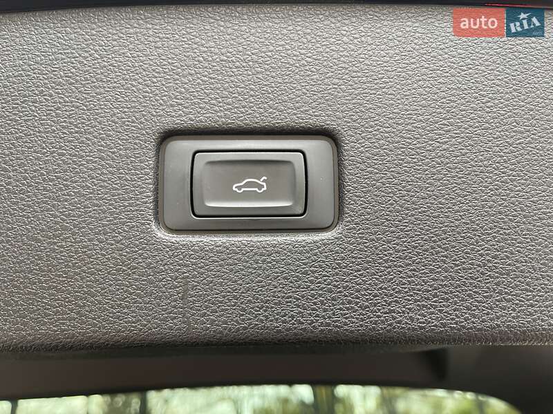 Позашляховик / Кросовер Audi Q8 2020 в Києві фото 44 Позашляховик / Кросовер Audi Q8 2020 в Києві