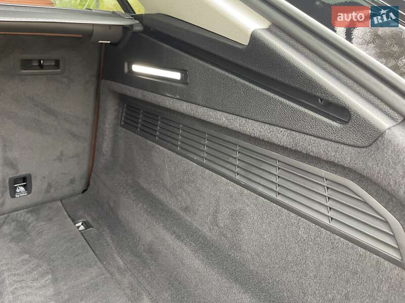 Позашляховик / Кросовер Audi Q8 2020 в Києві фото 48 Позашляховик / Кросовер Audi Q8 2020 в Києві