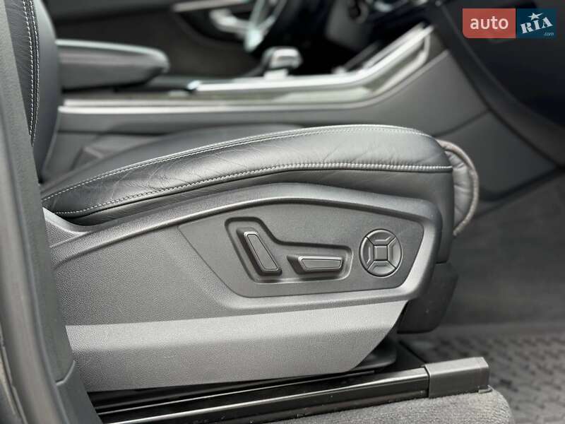 Внедорожник / Кроссовер Audi Q8 2018 в Киеве фото 30 Внедорожник / Кроссовер Audi Q8 2018 в Киеве