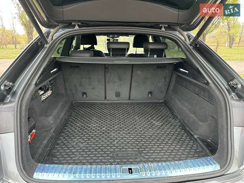 Внедорожник / Кроссовер Audi Q8 2021 в Каменском фото 21 Внедорожник / Кроссовер Audi Q8 2021 в Каменском