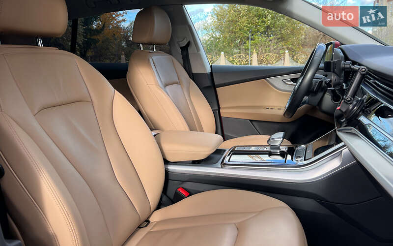 Внедорожник / Кроссовер Audi Q8 2019 в Львове