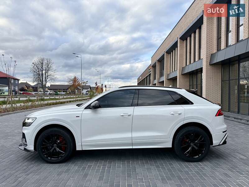 Позашляховик / Кросовер Audi Q8 2022 в Вінниці фото 16 Позашляховик / Кросовер Audi Q8 2022 в Вінниці