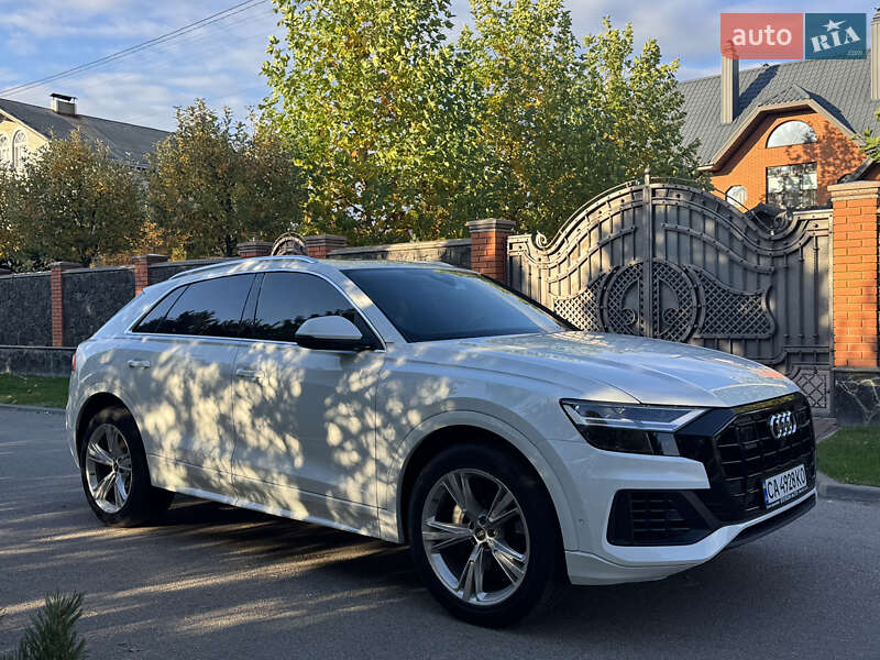 Позашляховик / Кросовер Audi Q8 2021 в Києві фото 11 Позашляховик / Кросовер Audi Q8 2021 в Києві