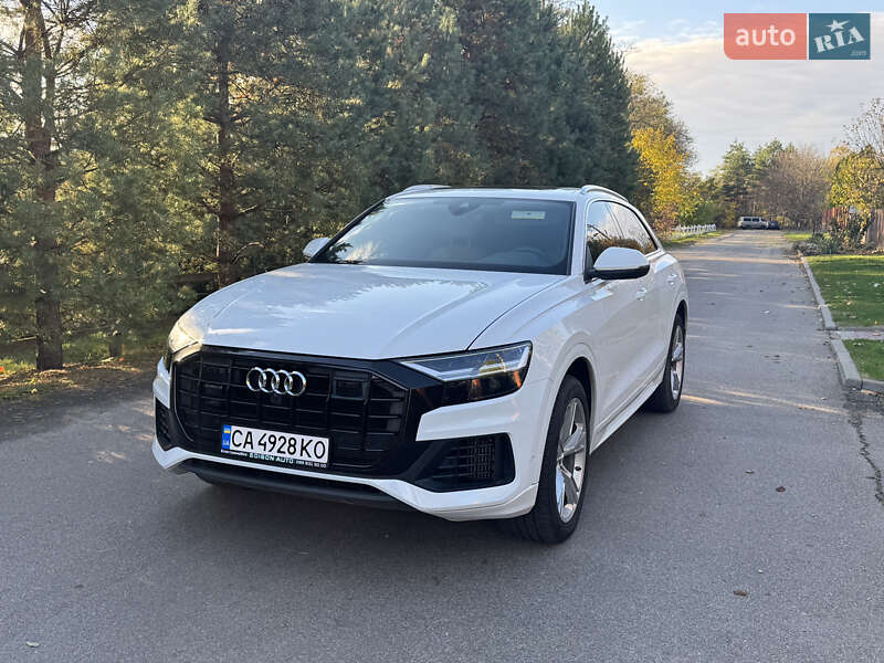 Позашляховик / Кросовер Audi Q8 2021 в Києві фото 20 Позашляховик / Кросовер Audi Q8 2021 в Києві