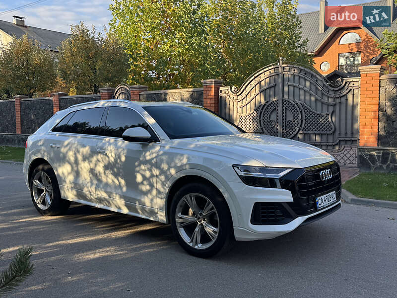 Позашляховик / Кросовер Audi Q8 2021 в Києві фото 18 Позашляховик / Кросовер Audi Q8 2021 в Києві