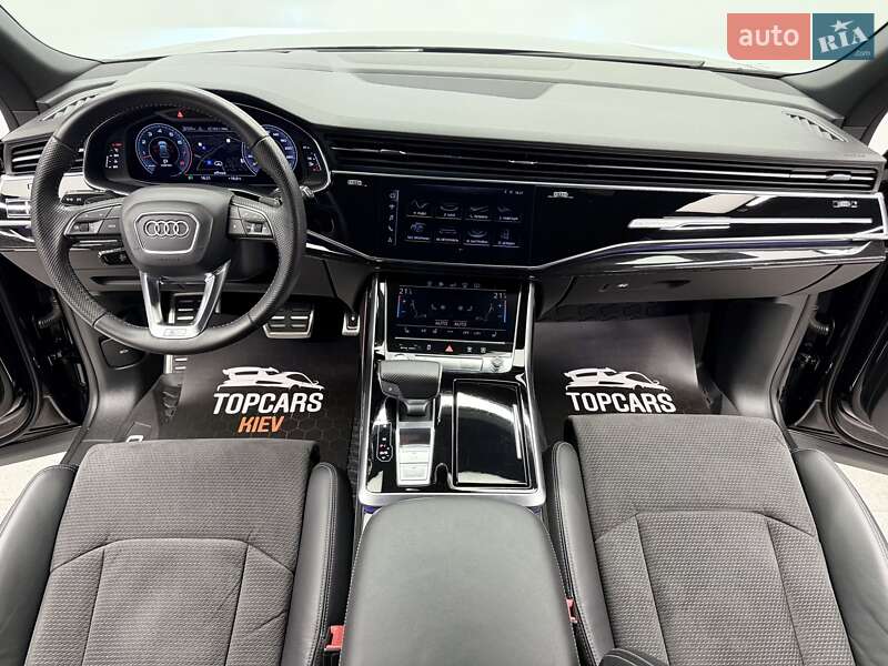 Позашляховик / Кросовер Audi Q8 2019 в Києві