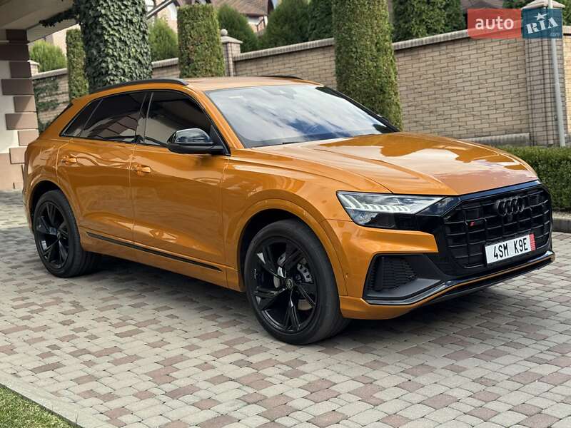 Внедорожник / Кроссовер Audi Q8 2020 в Черновцах