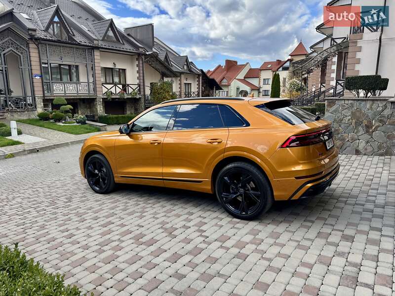 Внедорожник / Кроссовер Audi Q8 2020 в Черновцах