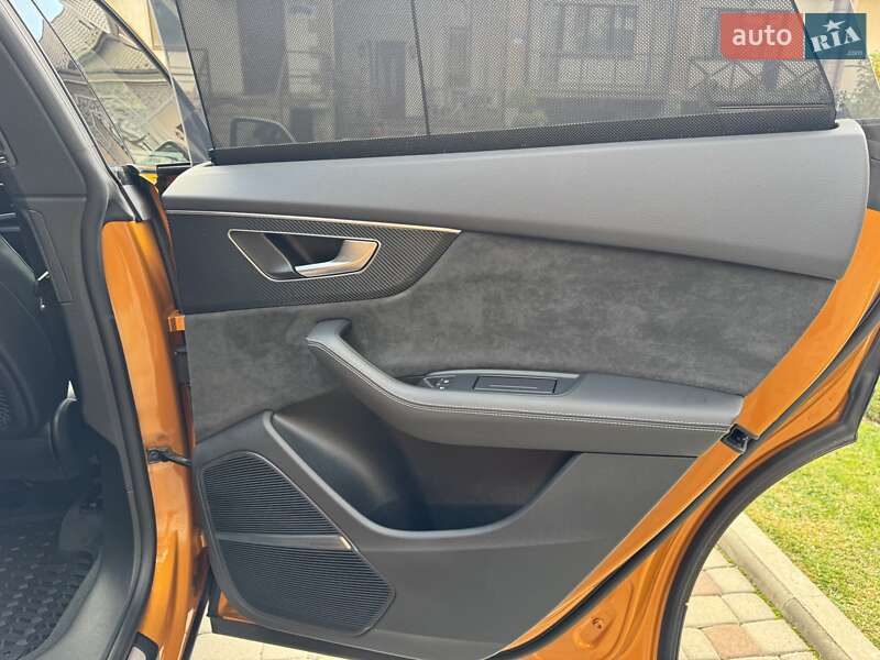 Внедорожник / Кроссовер Audi Q8 2020 в Черновцах