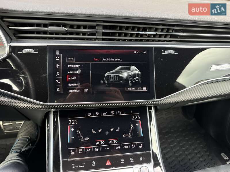 Внедорожник / Кроссовер Audi Q8 2020 в Черновцах