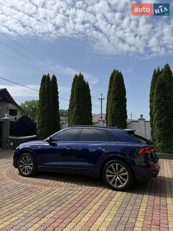 Внедорожник / Кроссовер Audi Q8 2019 в Виноградове фото 4 Внедорожник / Кроссовер Audi Q8 2019 в Виноградове