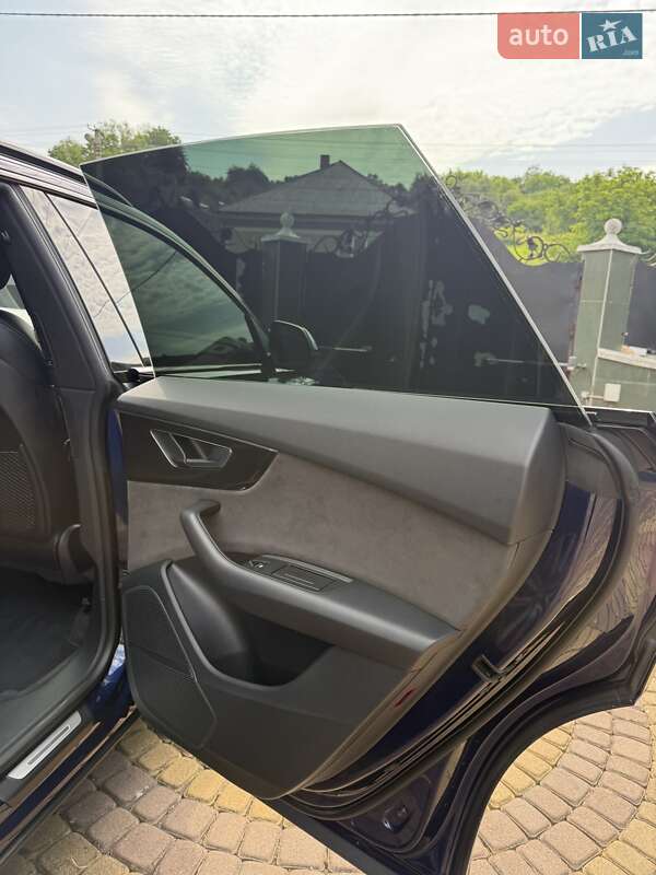 Внедорожник / Кроссовер Audi Q8 2019 в Виноградове фото 48 Внедорожник / Кроссовер Audi Q8 2019 в Виноградове