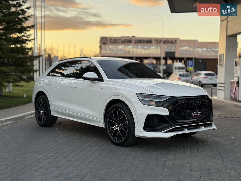 Позашляховик / Кросовер Audi Q8 2023 в Одесі