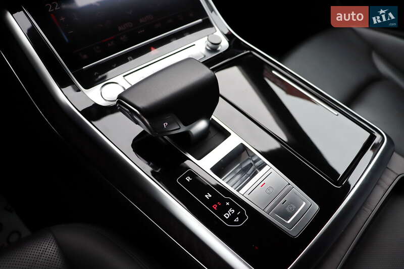 Внедорожник / Кроссовер Audi Q8 2018 в Львове