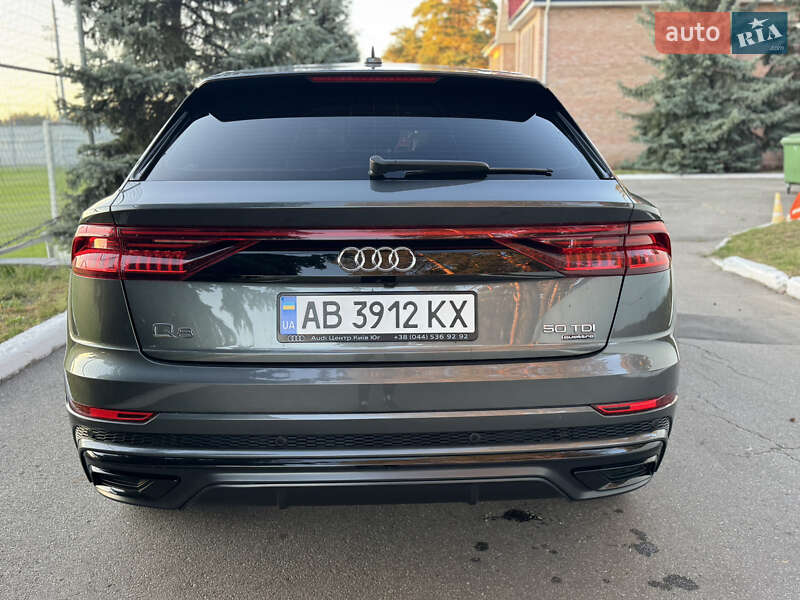 Позашляховик / Кросовер Audi Q8 2021 в Києві