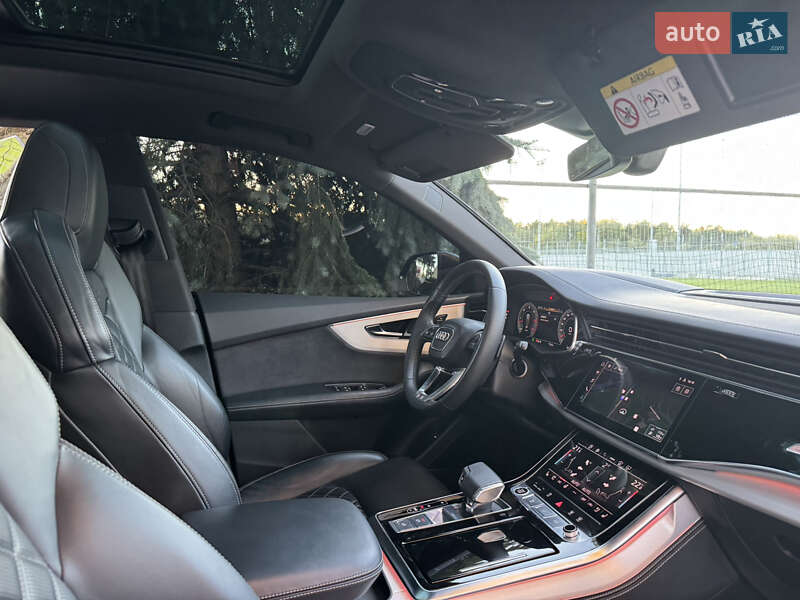 Позашляховик / Кросовер Audi Q8 2021 в Києві